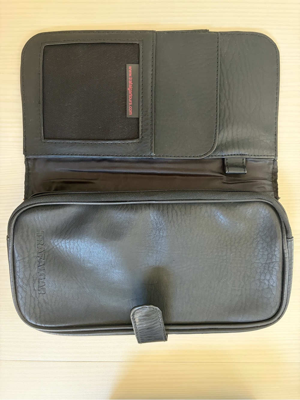 Trafalgar Black Leather Travel Organizer Case